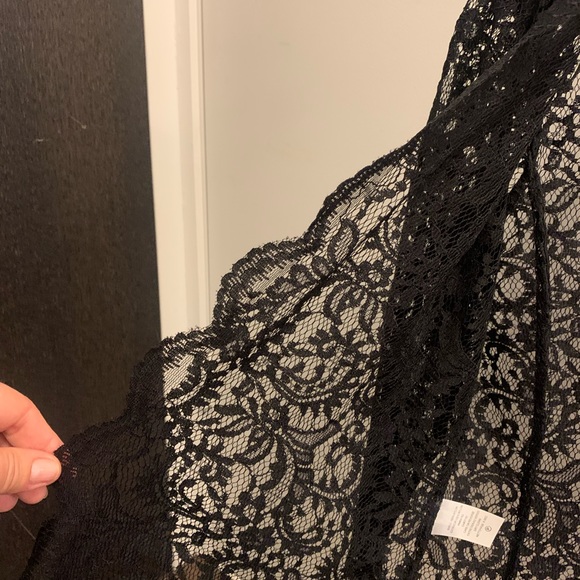 Calvin Klein lace shoulder cover up - Picture 3 of 5